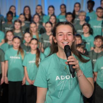 ADONIA Musical